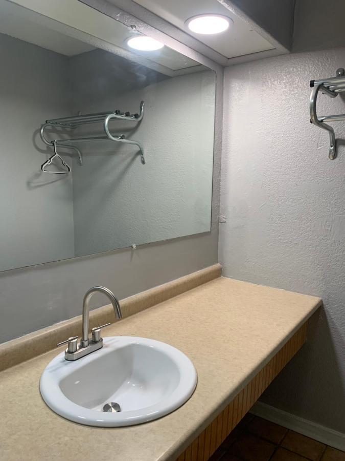 Royalinn Elizabethtown Dış mekan fotoğraf